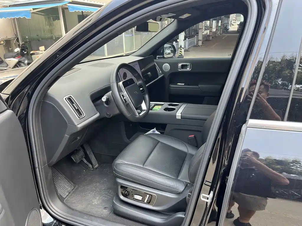 Li Auto Li L8 — миниатюра 11
