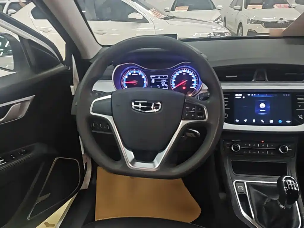 Geely Vision — миниатюра 11