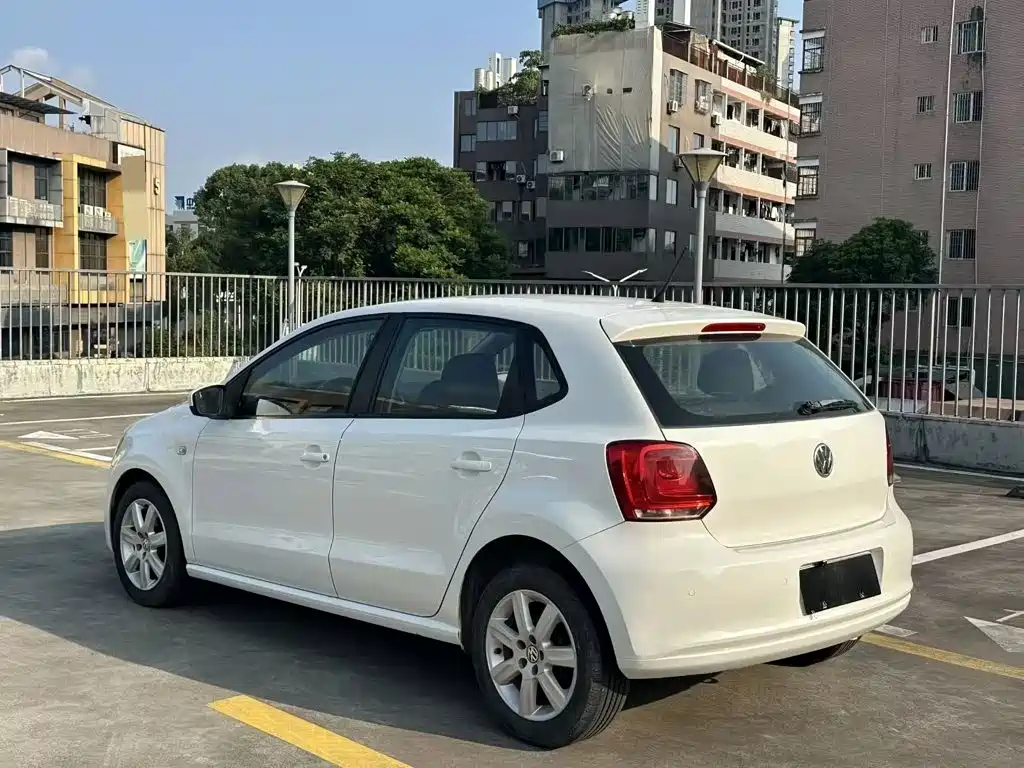 Volkswagen Polo — миниатюра 6