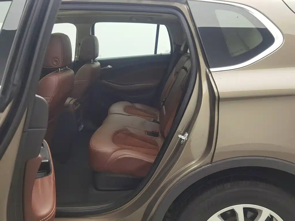 Buick Envision Plus — миниатюра 15