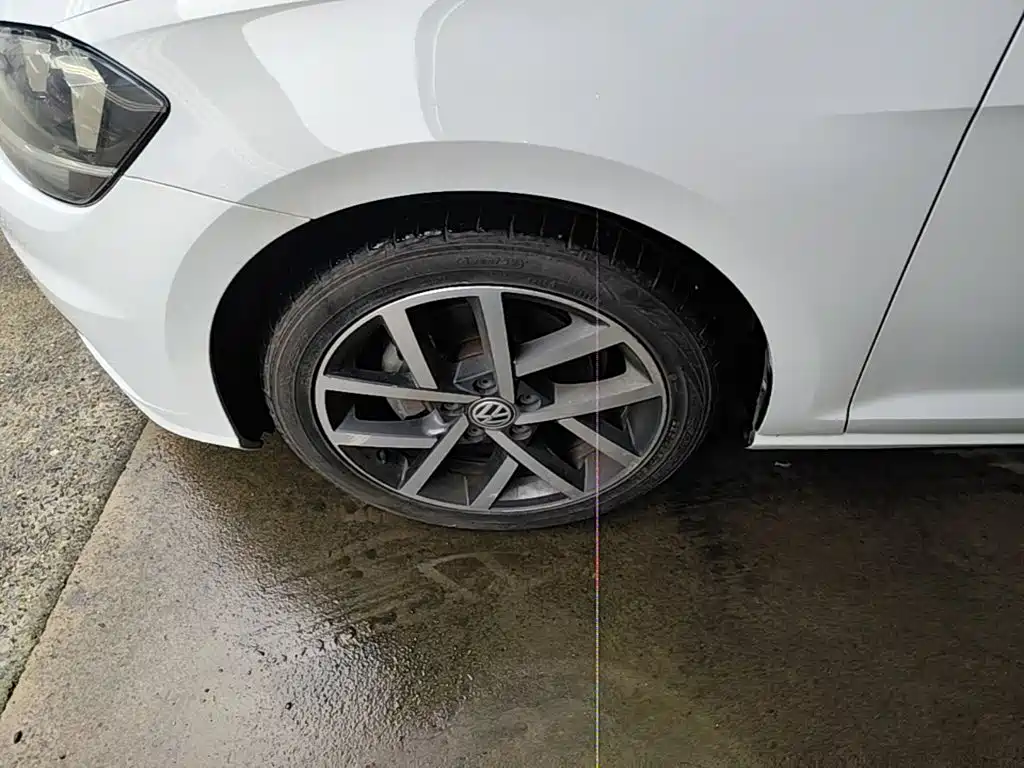 Volkswagen Golf — миниатюра 23