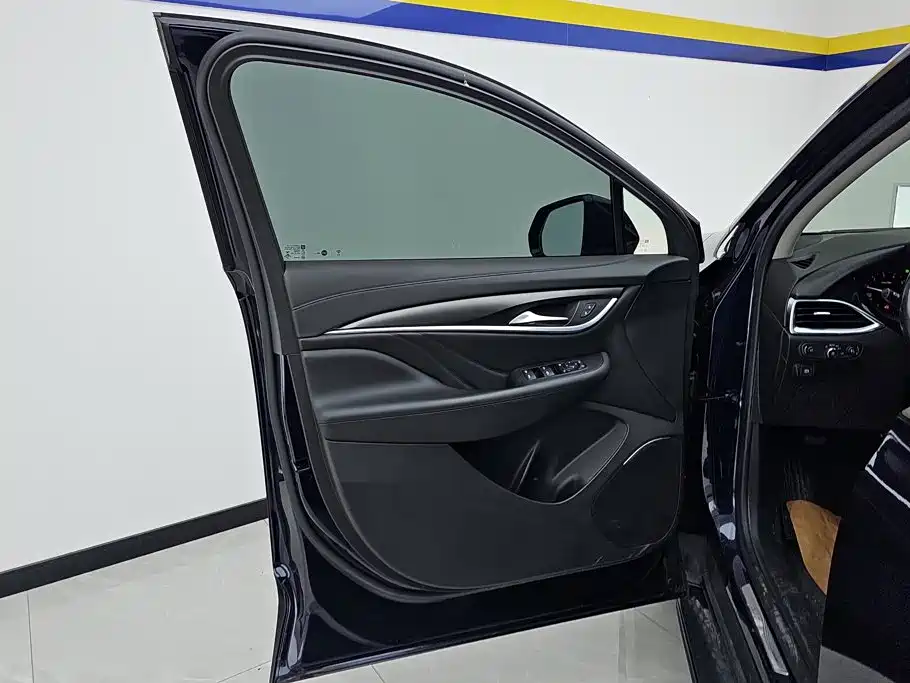 Buick Enclave — миниатюра 7