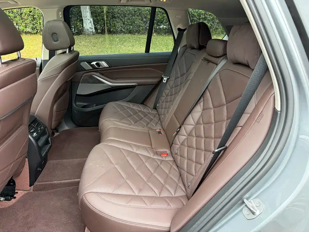 BMW X5 — миниатюра 12