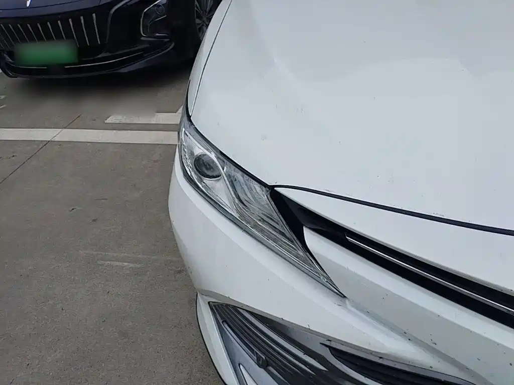Toyota Camry — миниатюра 11