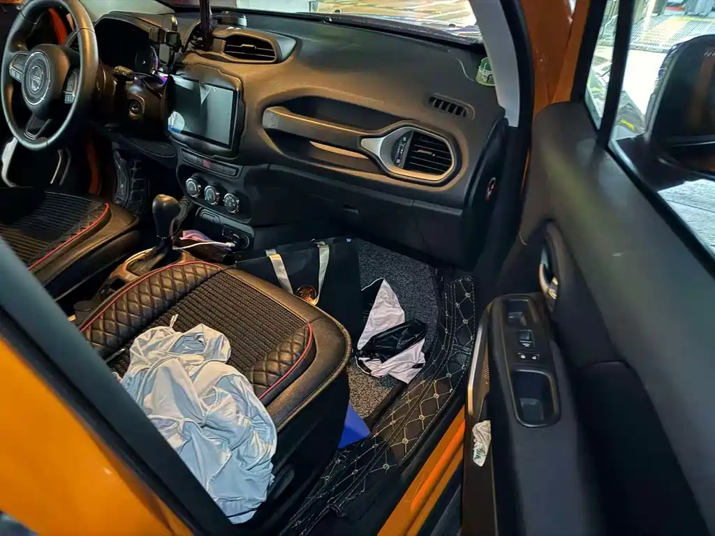Jeep Renegade — миниатюра 3