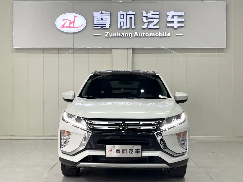 Mitsubishi Eclipse Cross — миниатюра 2
