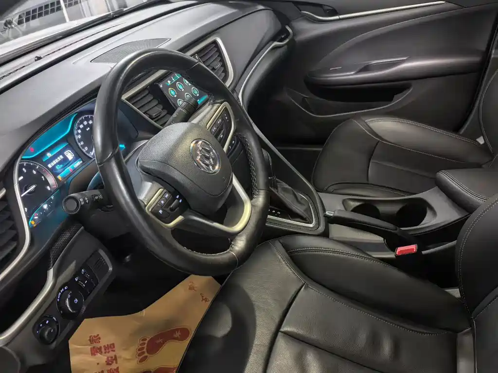 Buick Excelle — миниатюра 4