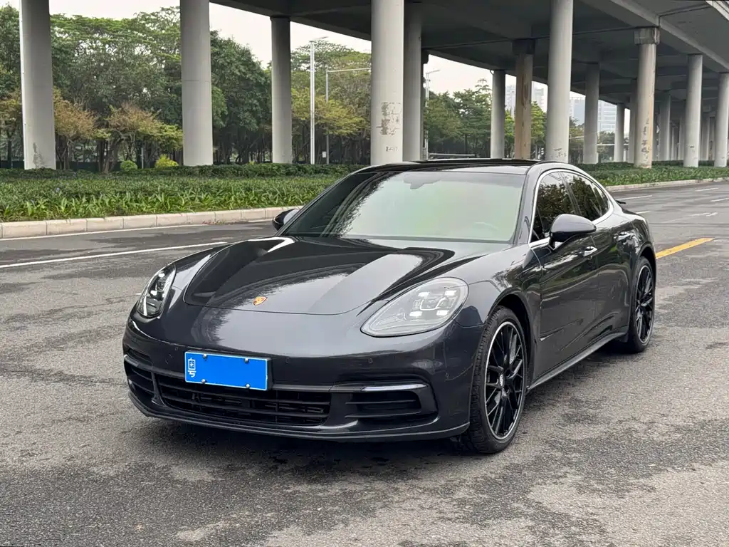 Porsche Panamera 2018