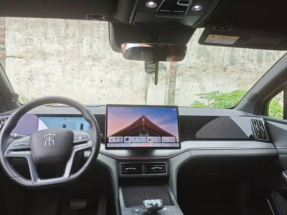 BYD L DM-i — миниатюра 5