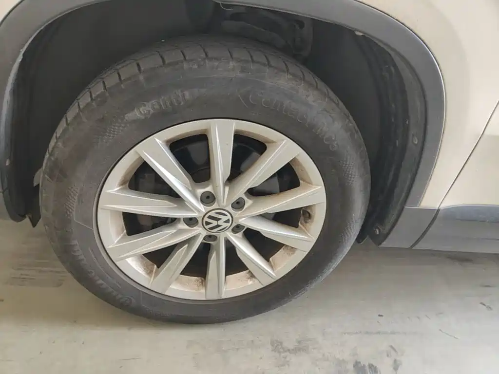 Volkswagen Tiguan — миниатюра 23