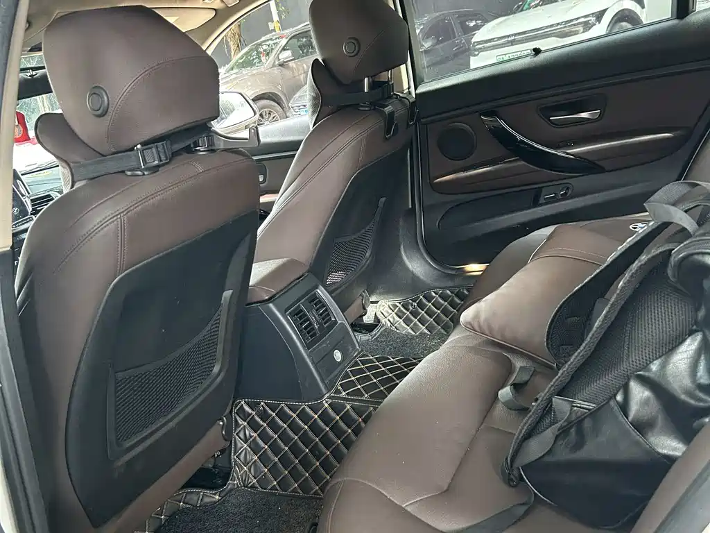 BMW 3 Series — миниатюра 3