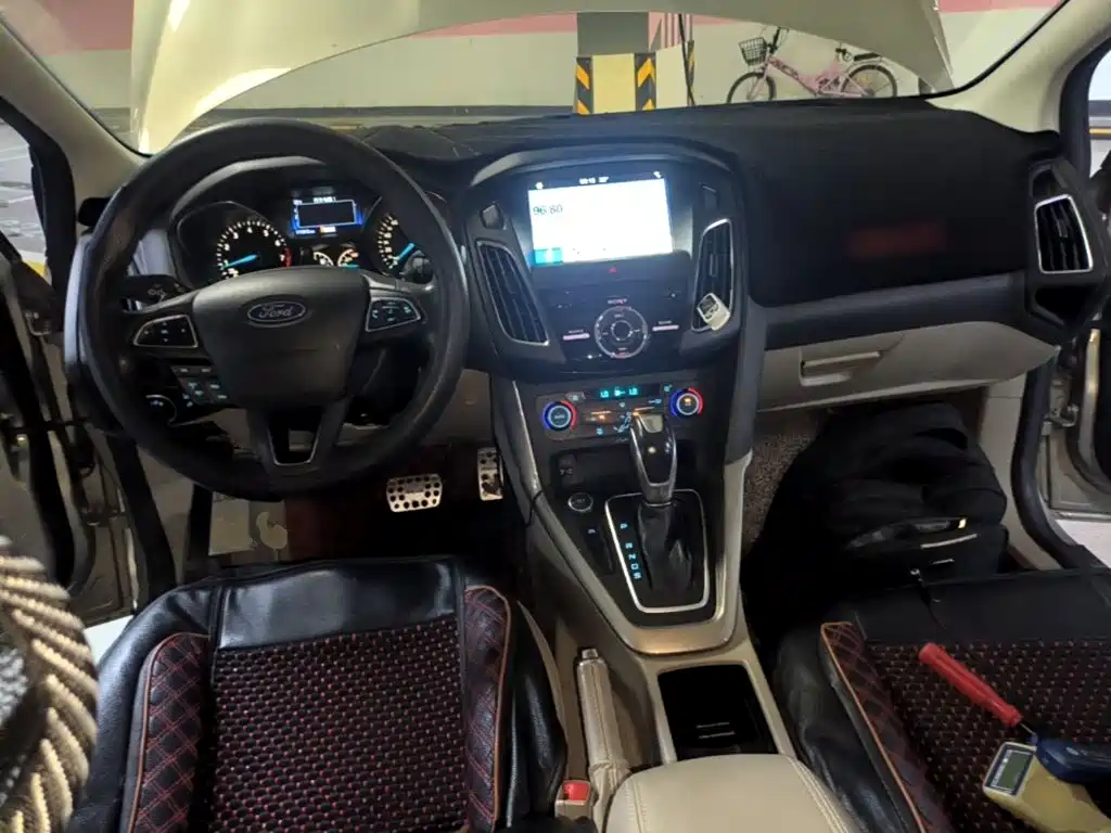 Ford Focus — миниатюра 6