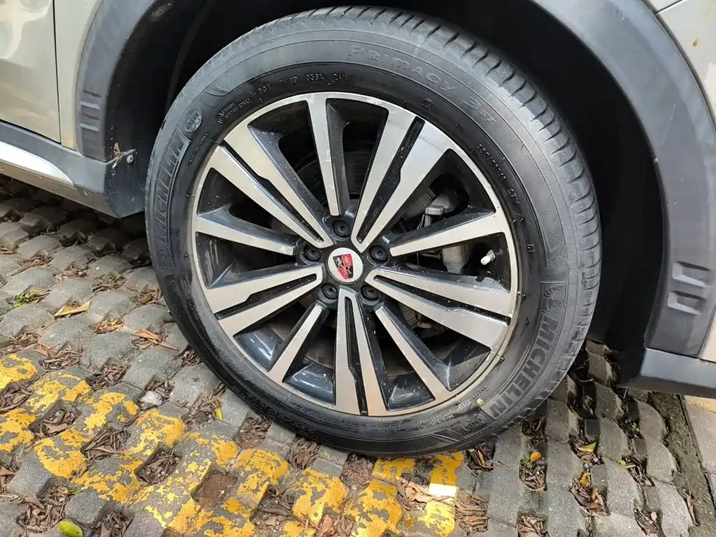 Roewe RX5 New Energy — миниатюра 8