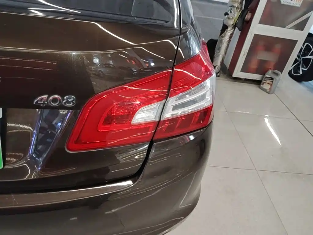 Peugeot 408 — миниатюра 8