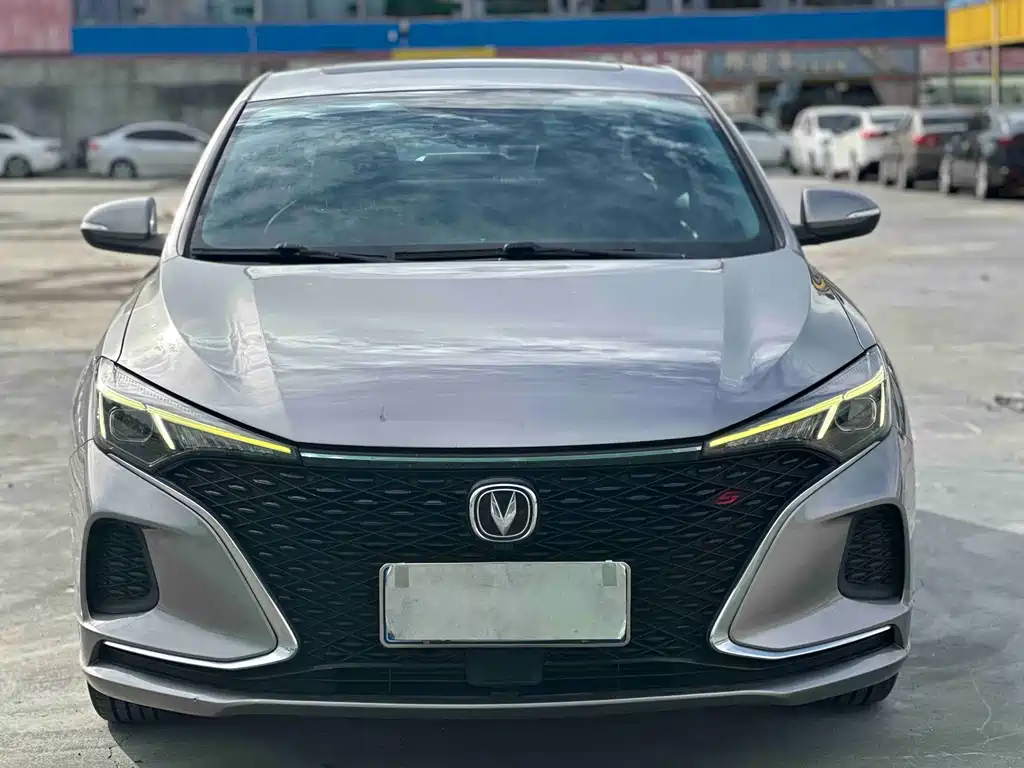 Changan Eado — миниатюра 2