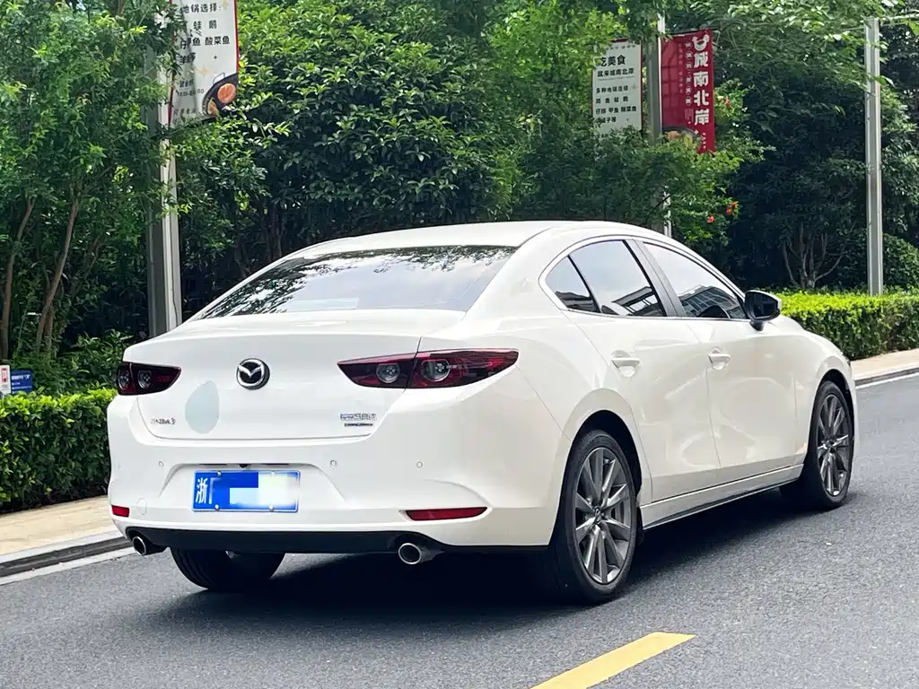 Mazda 3 Axela — миниатюра 6