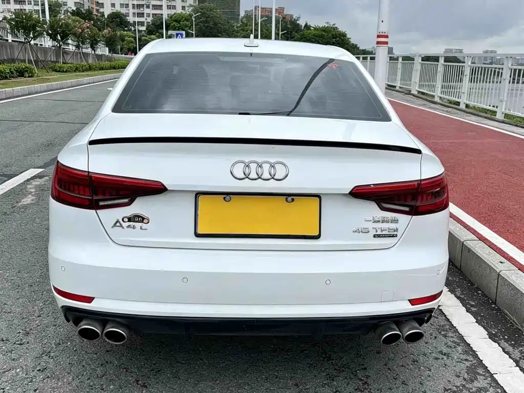 Audi A4L 2017 45 TFSI quattro