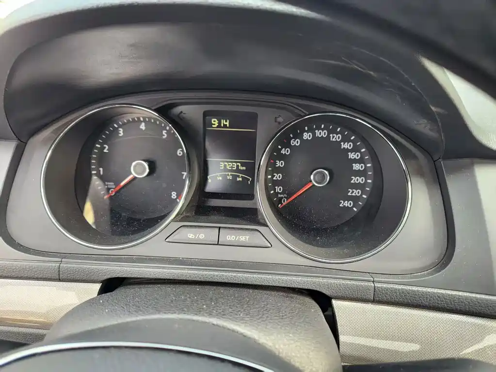 Volkswagen Lavida — миниатюра 9