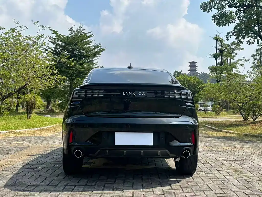 Lynk & Co 05 — миниатюра 9