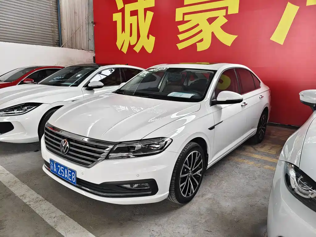 Купить Volkswagen Lavida