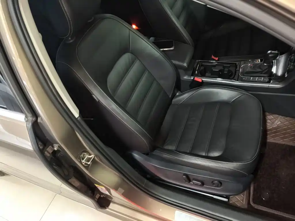 Volkswagen Passat — миниатюра 25
