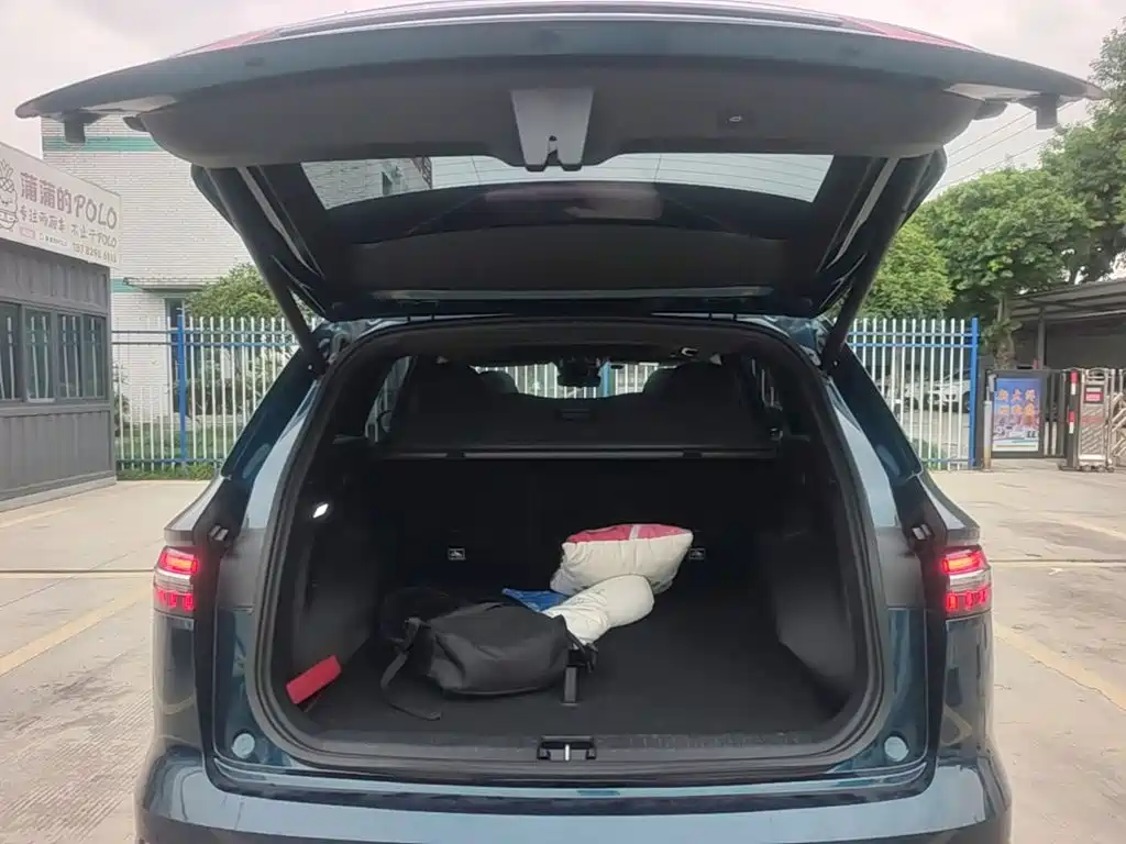 Geely Xingyue L — миниатюра 19