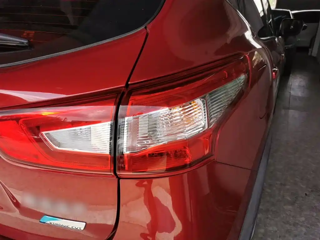 Nissan Qashqai — миниатюра 8