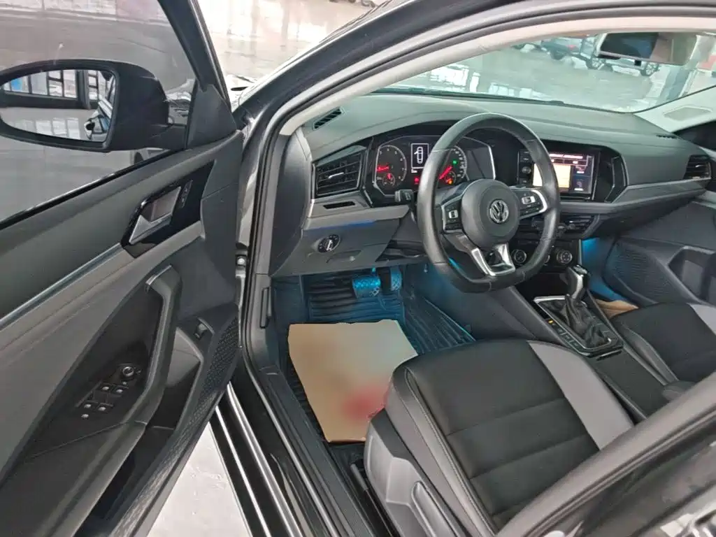 Volkswagen Sagitar — миниатюра 16
