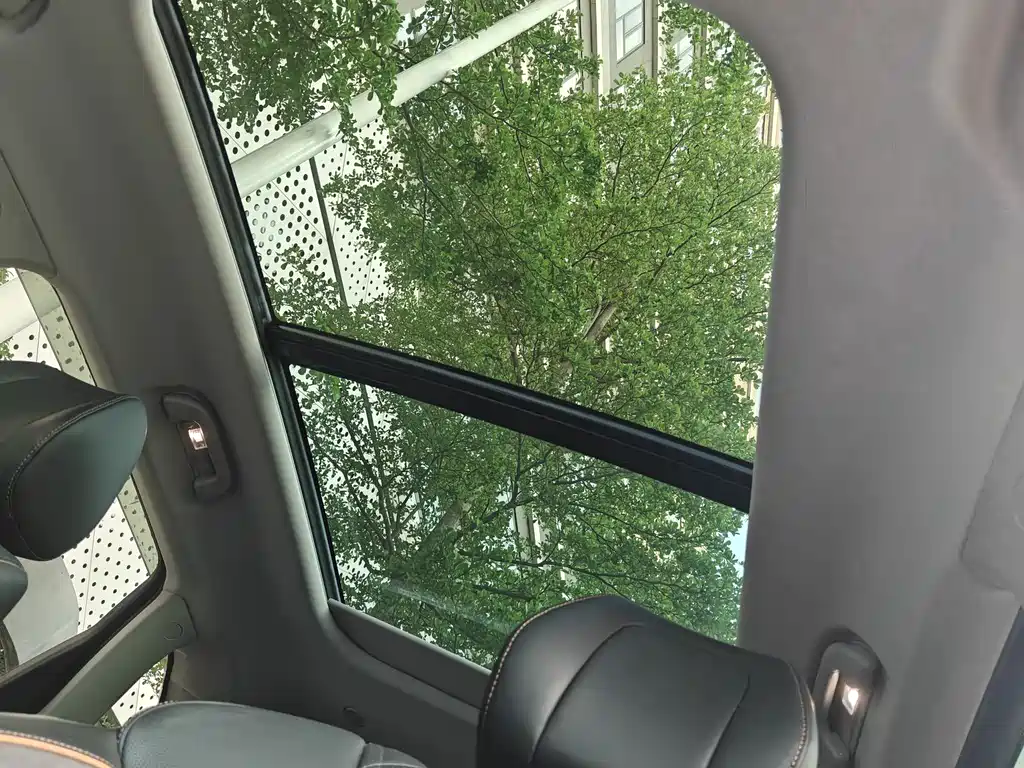 WEI PAI WEI BRAND LATTE DHT