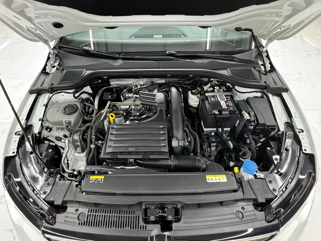 Volkswagen Golf — миниатюра 17