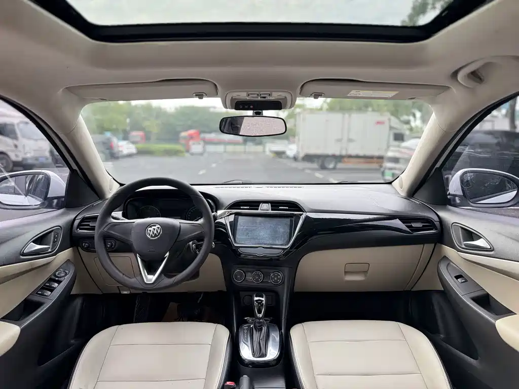 Buick Excelle — миниатюра 8