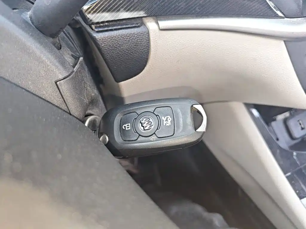 Buick Verano — миниатюра 9