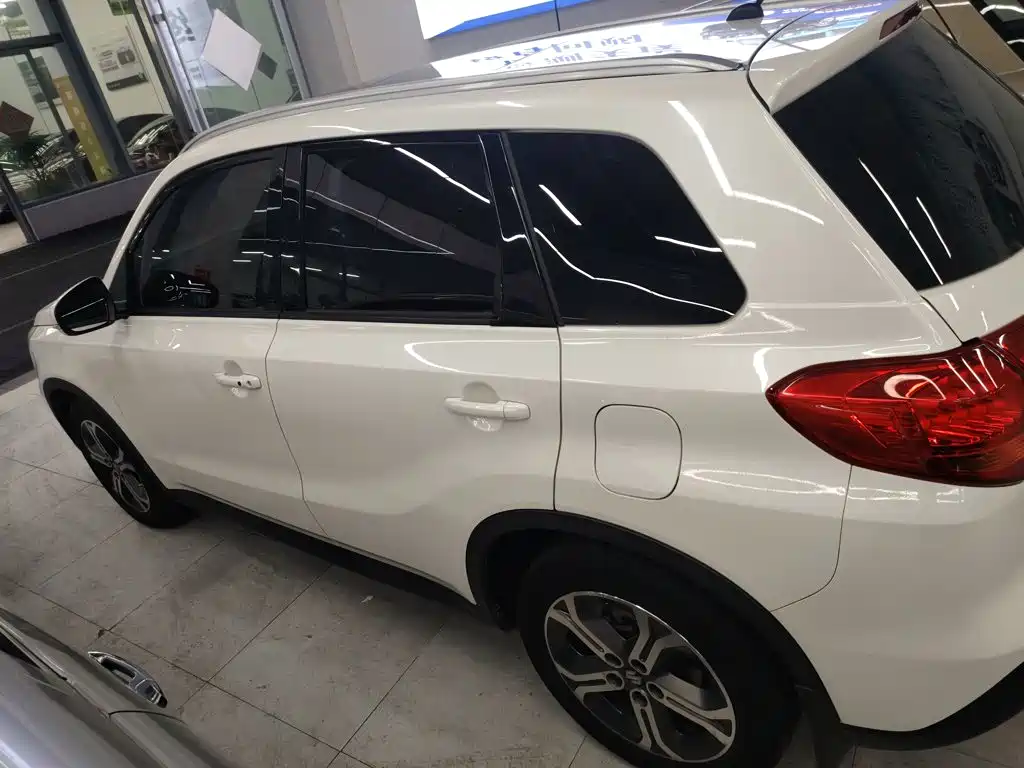 Suzuki Vitara — миниатюра 5