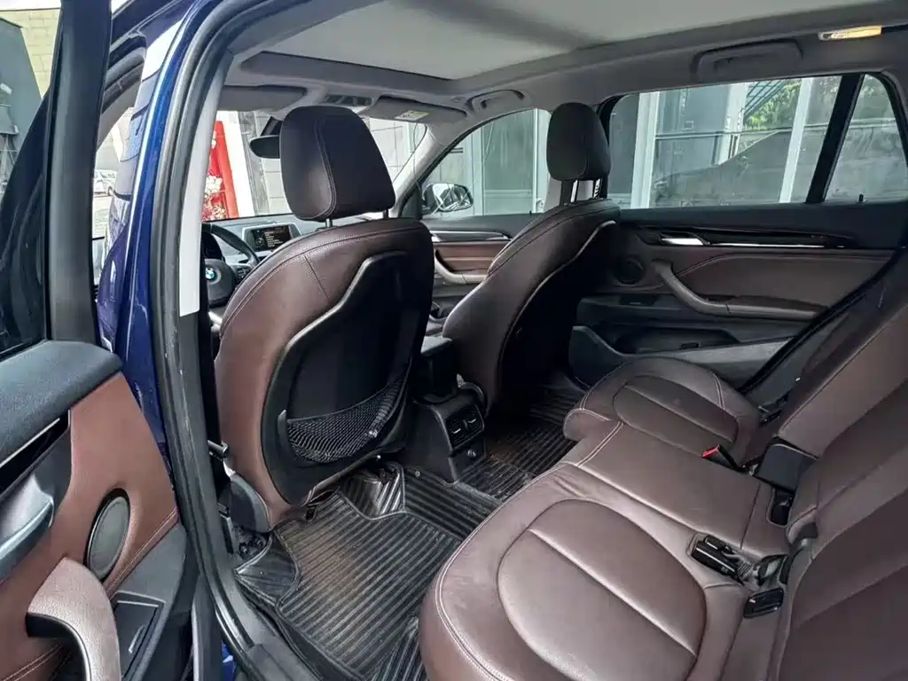 BMW X1 — миниатюра 5