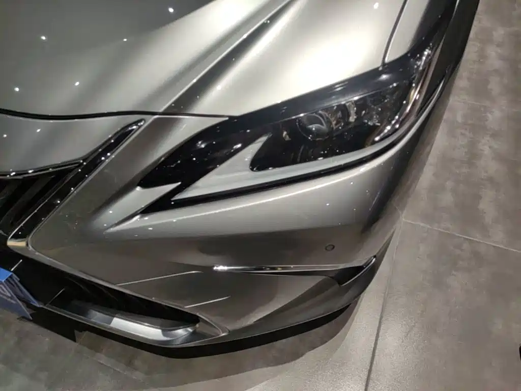 Lexus ES — миниатюра 24