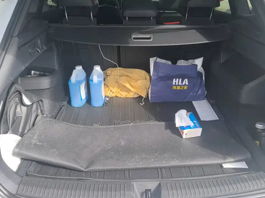 Volkswagen Tiguan L — миниатюра 4