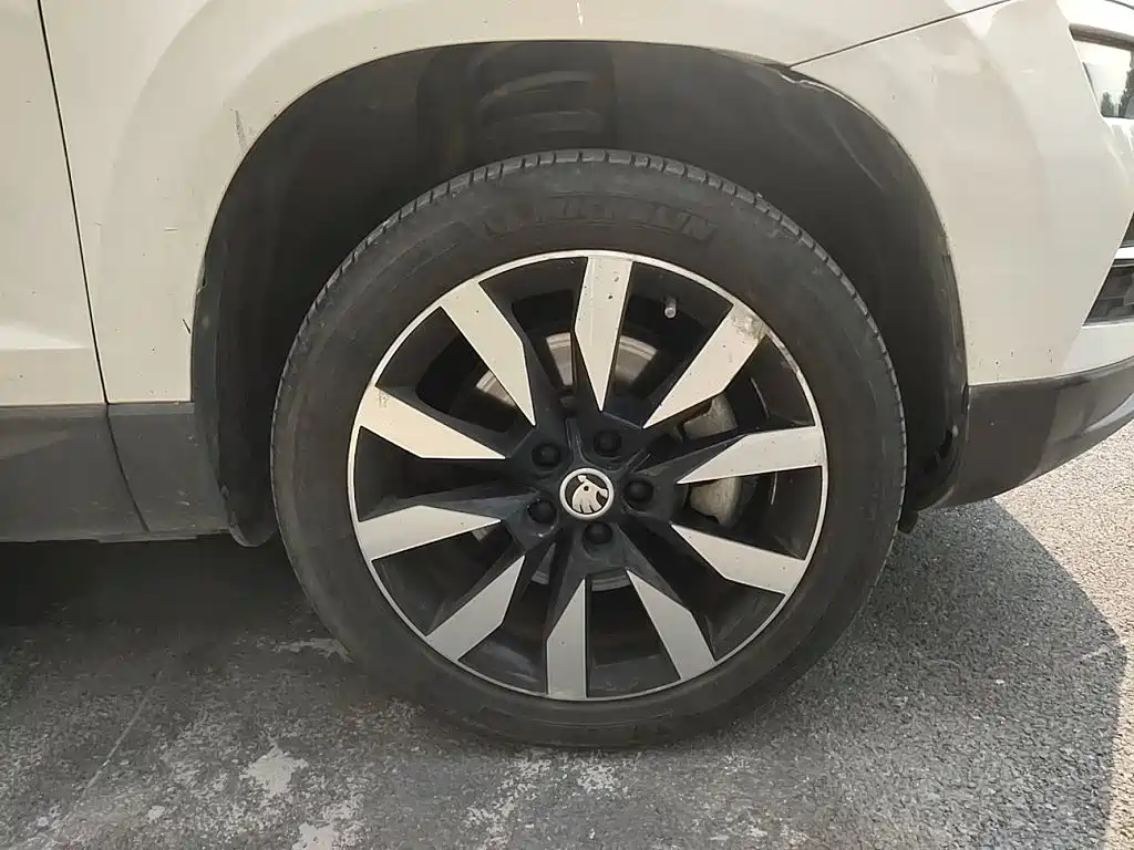 Skoda Karoq — миниатюра 24