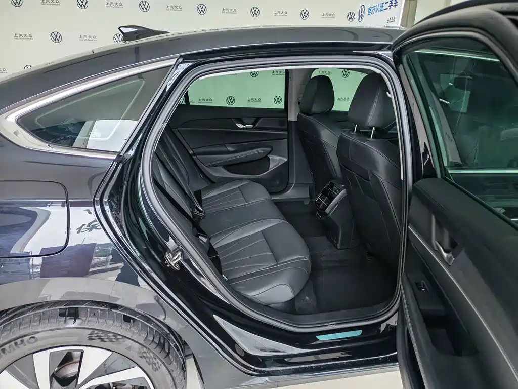 Volkswagen Passat — миниатюра 8