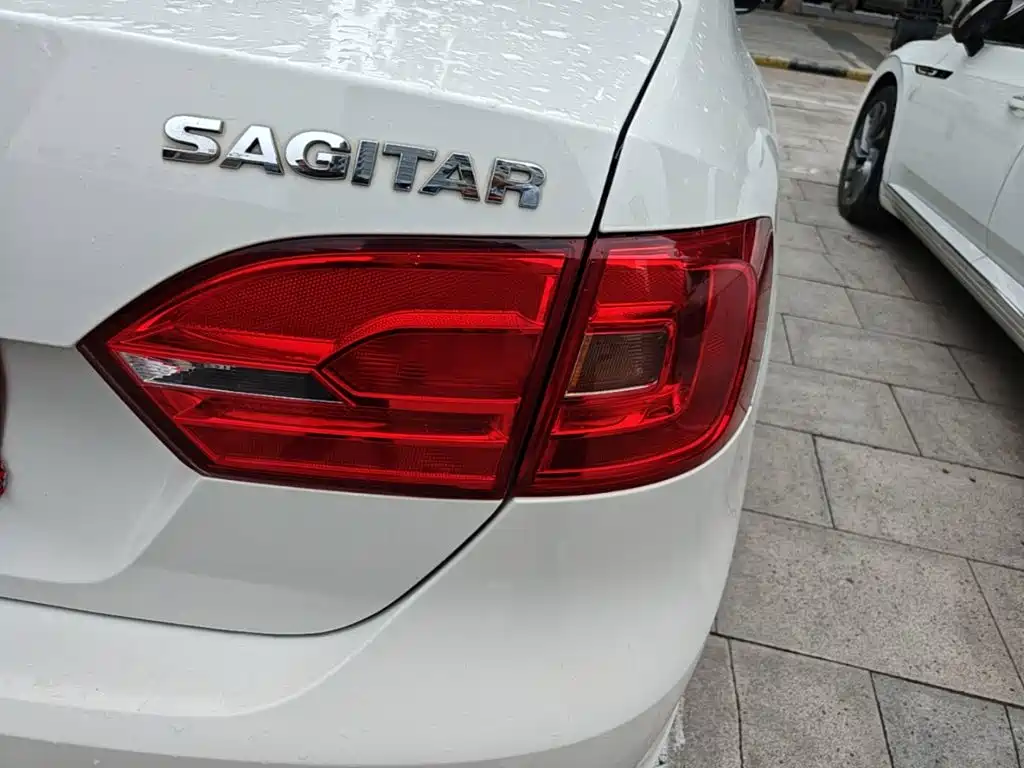 Volkswagen Sagitar — миниатюра 8