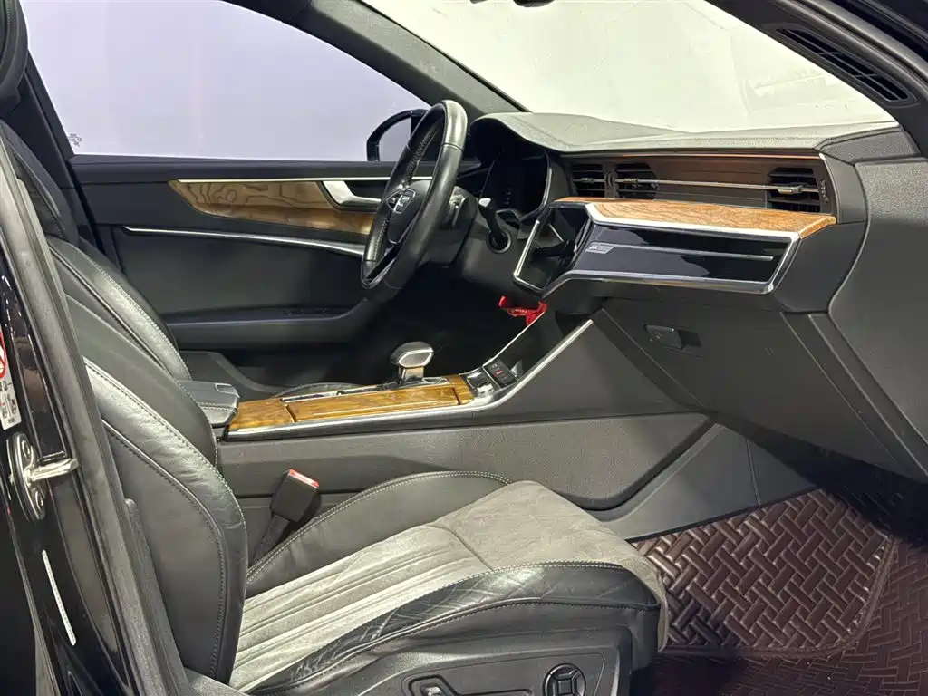 Audi A6L — миниатюра 7