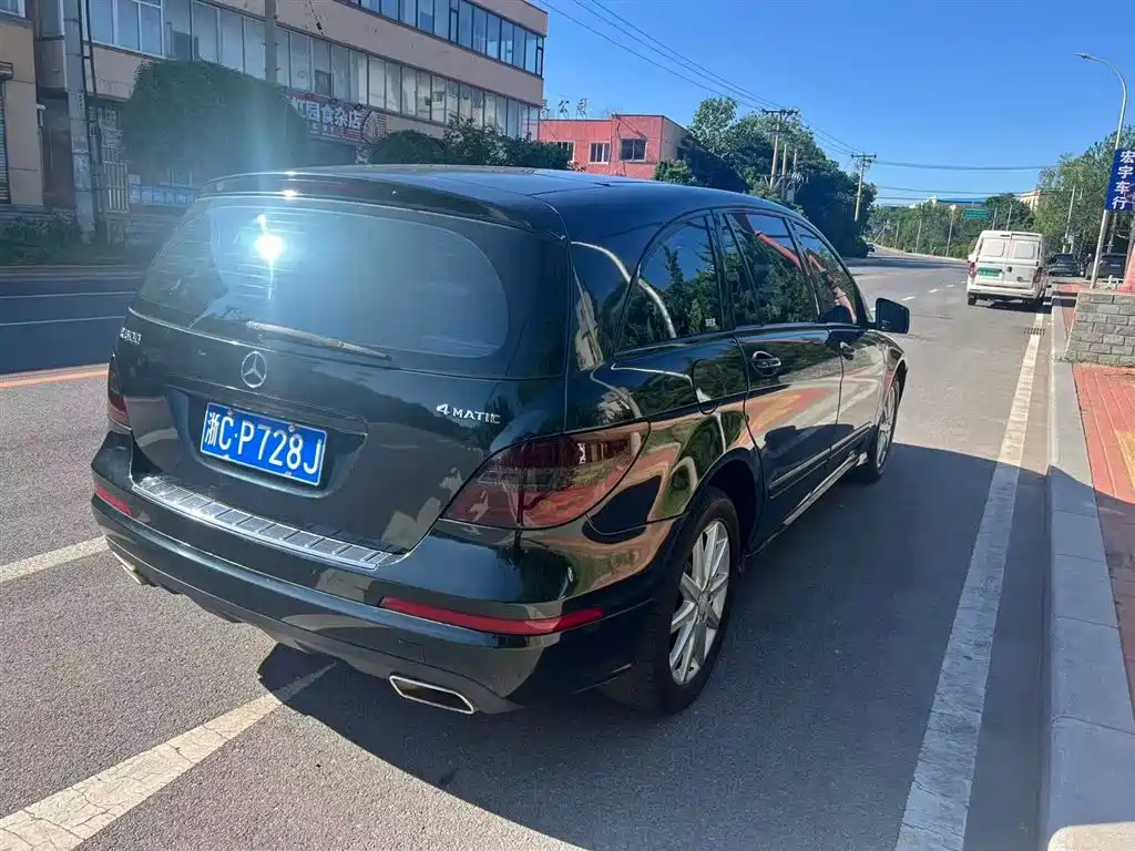 Mercedes-Benz R 2010 R 500 L 4MATIC