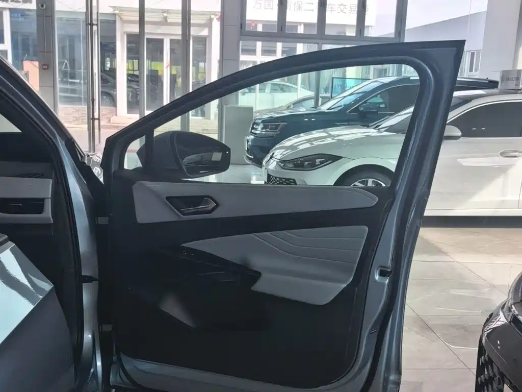 Volkswagen ID.4 X — миниатюра 8