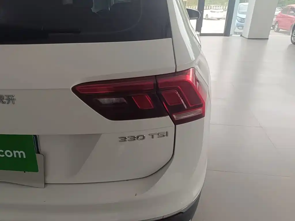 Volkswagen Tiguan L — миниатюра 8