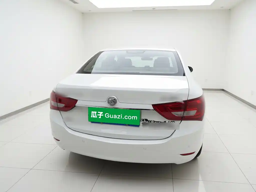 Buick Excelle — миниатюра 3
