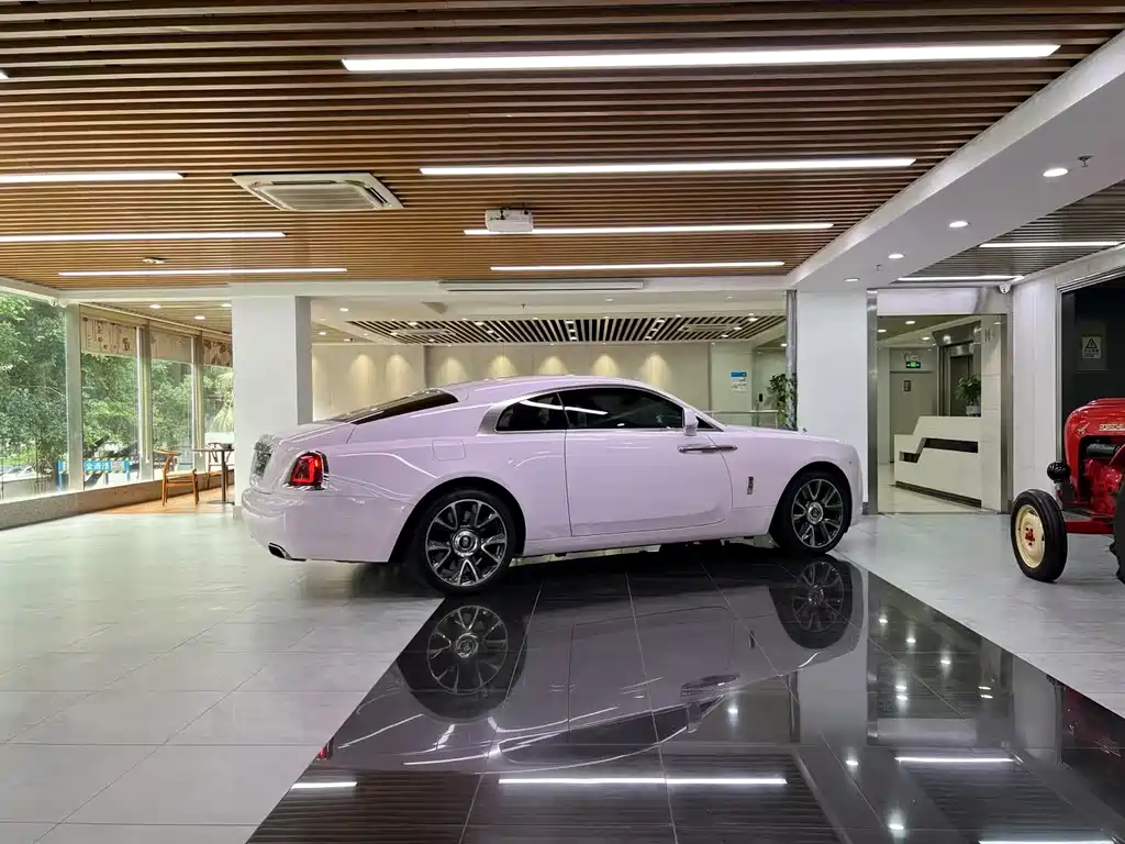 Rolls-Royce Wraith — миниатюра 3