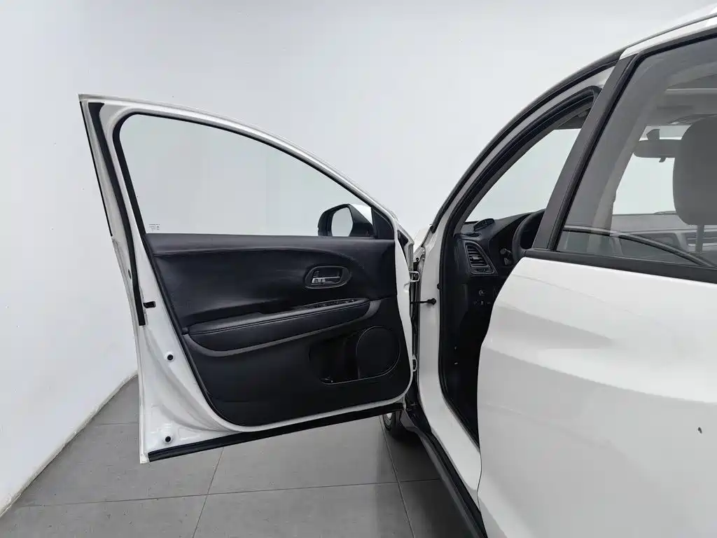 Honda Vezel — миниатюра 8