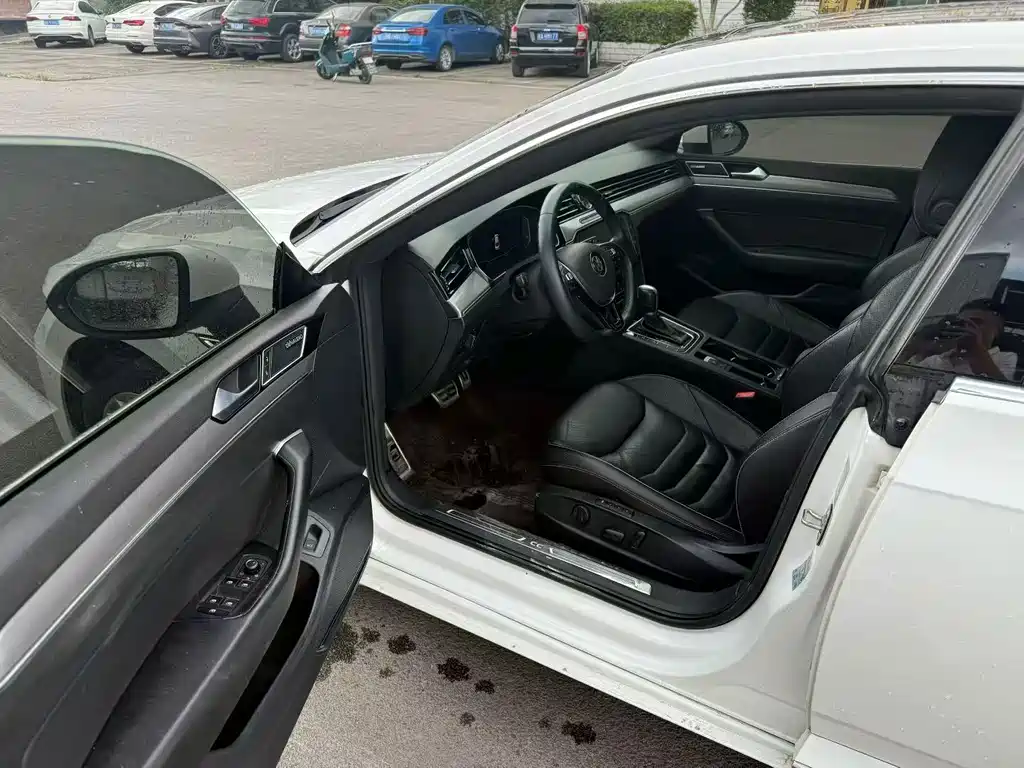 Volkswagen CC — миниатюра 4