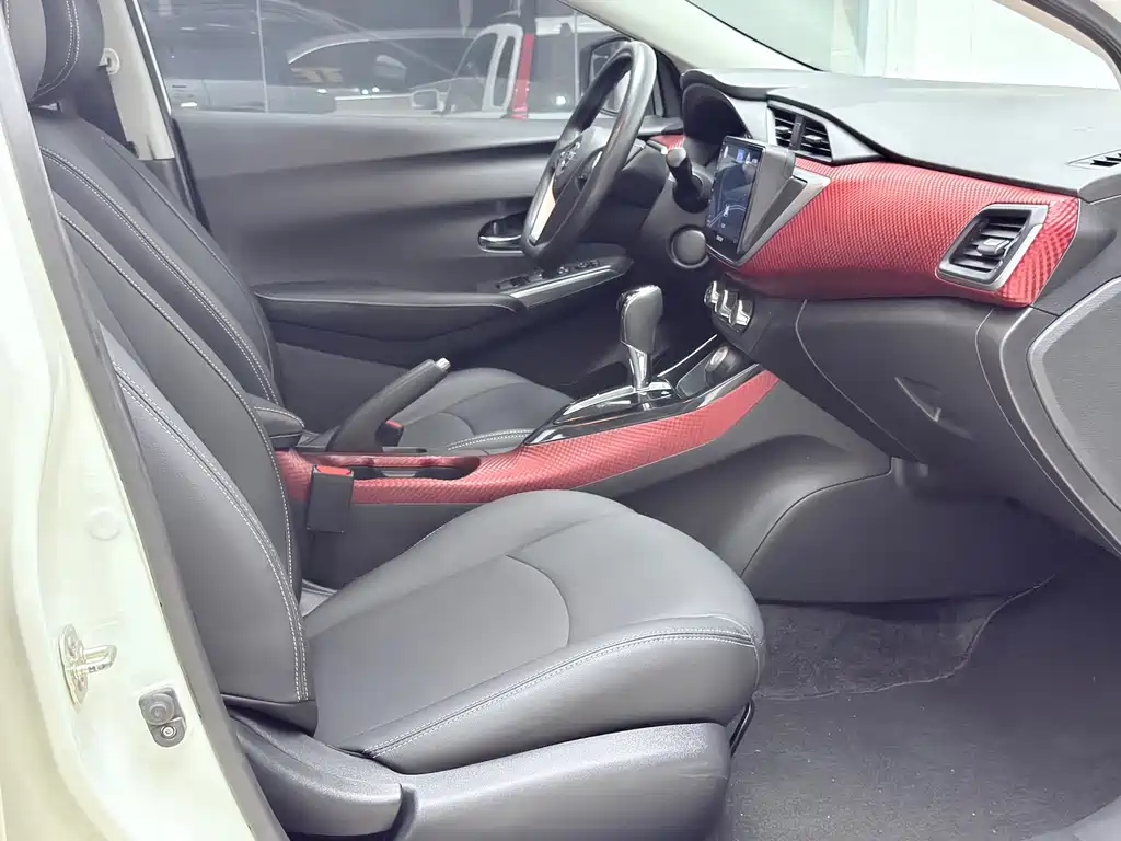 Nissan Bluebird — миниатюра 12