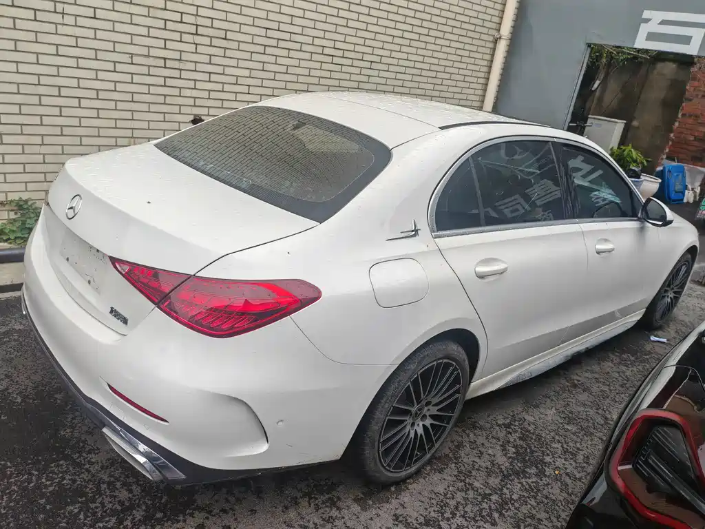 Mercedes-Benz C-Class — миниатюра 10