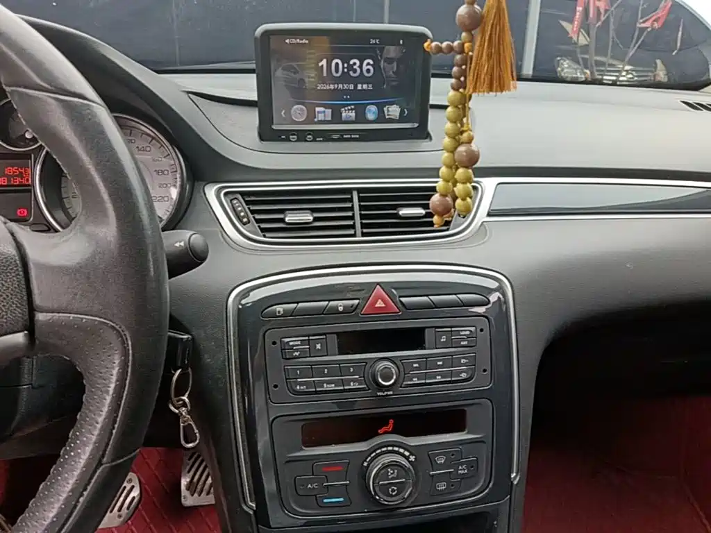Peugeot 308 — миниатюра 13